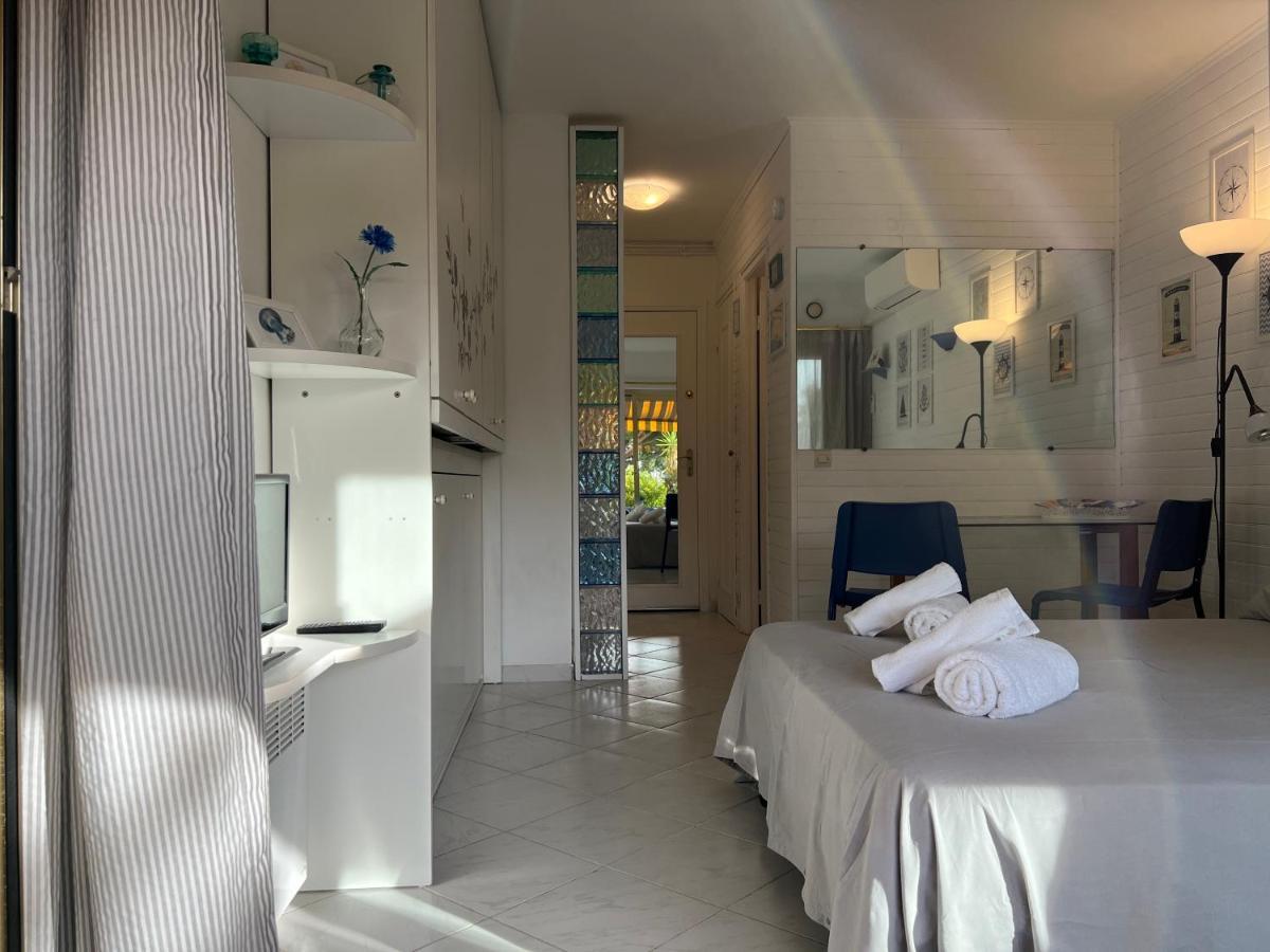 Blue Terrace Apartment - Marina Baie Des Anges Villeneuve-Loubet Buitenkant foto